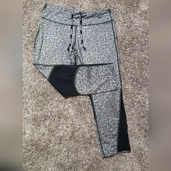 Nike| Dri Fit Jogging Yoga Running Leggings - Picture 3 of 9